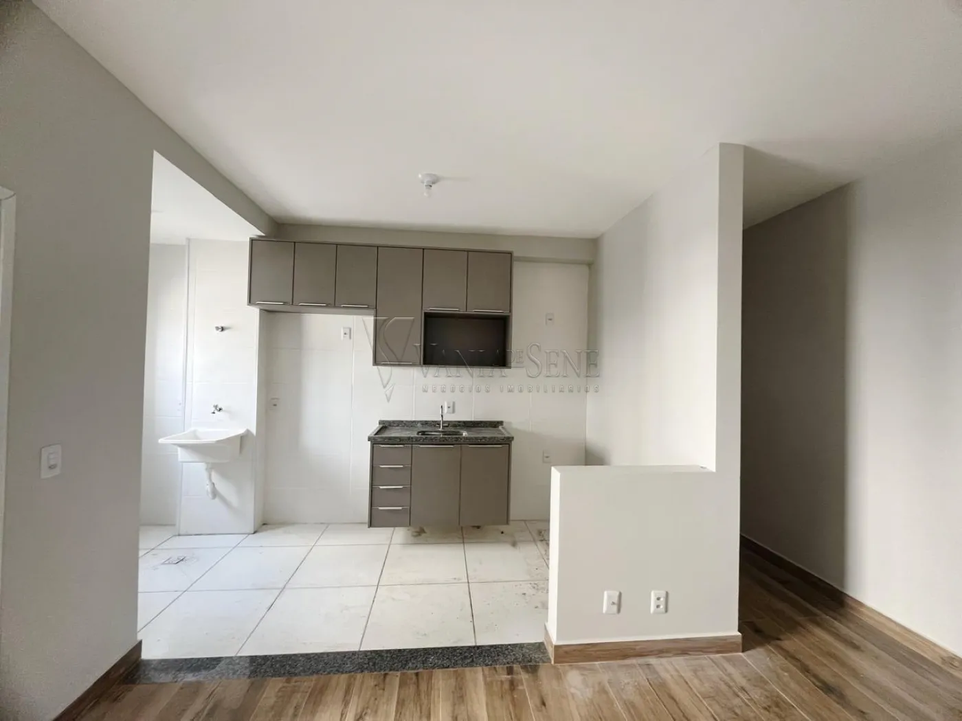 Alugar Apartamento / Padrão em São José dos Campos R$ 2.500,00 - Foto 2