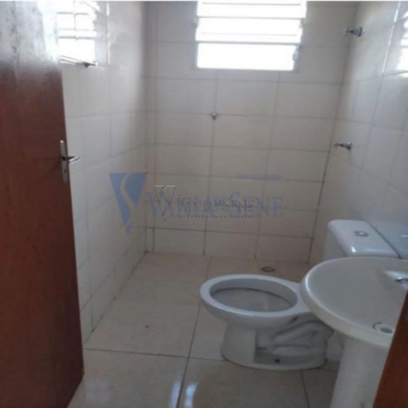 Alugar Casa / Padrão em São José dos Campos R$ 900,00 - Foto 3