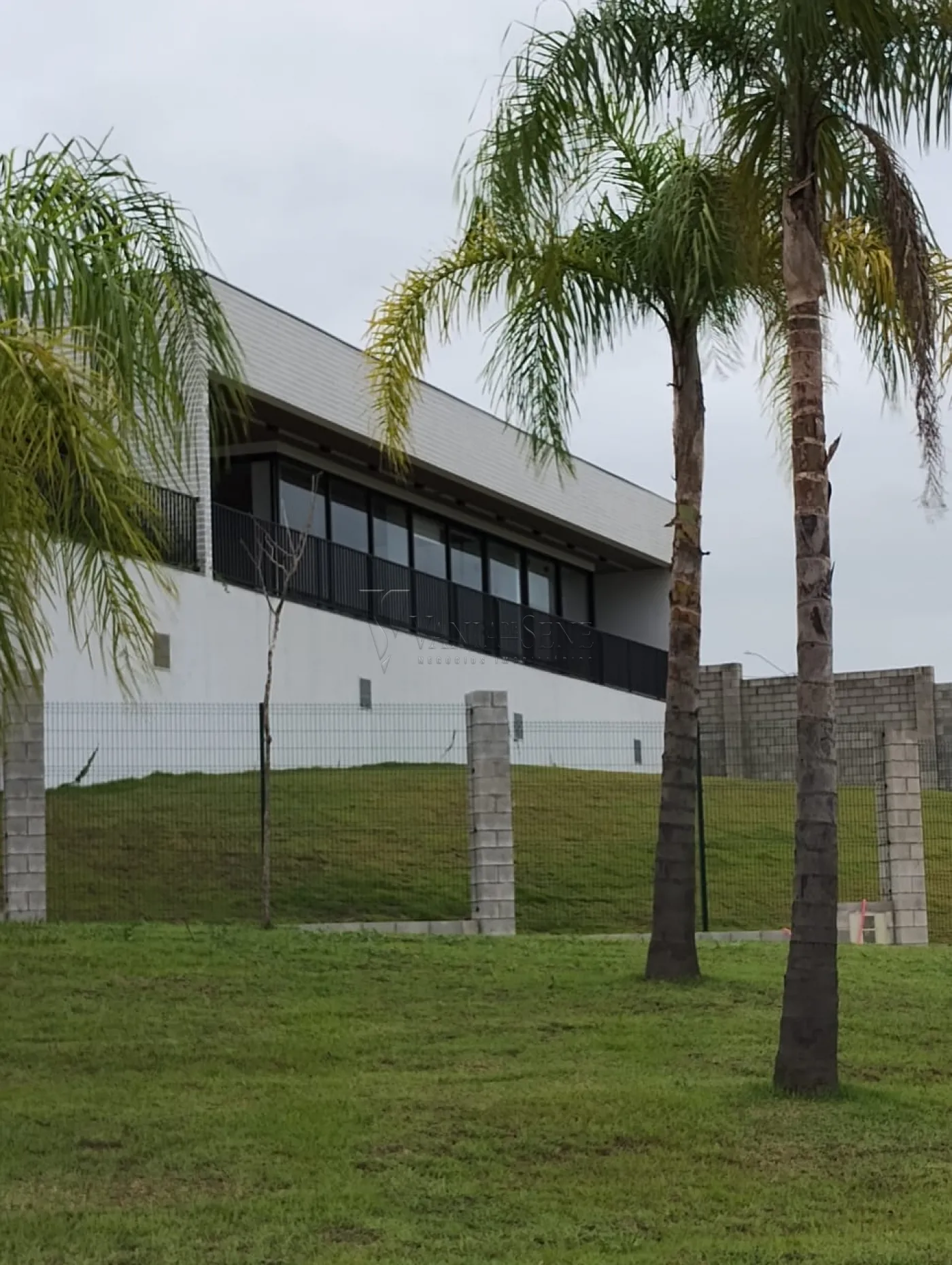 Comprar Terreno / Condomínio em São José dos Campos R$ 320.000,00 - Foto 3