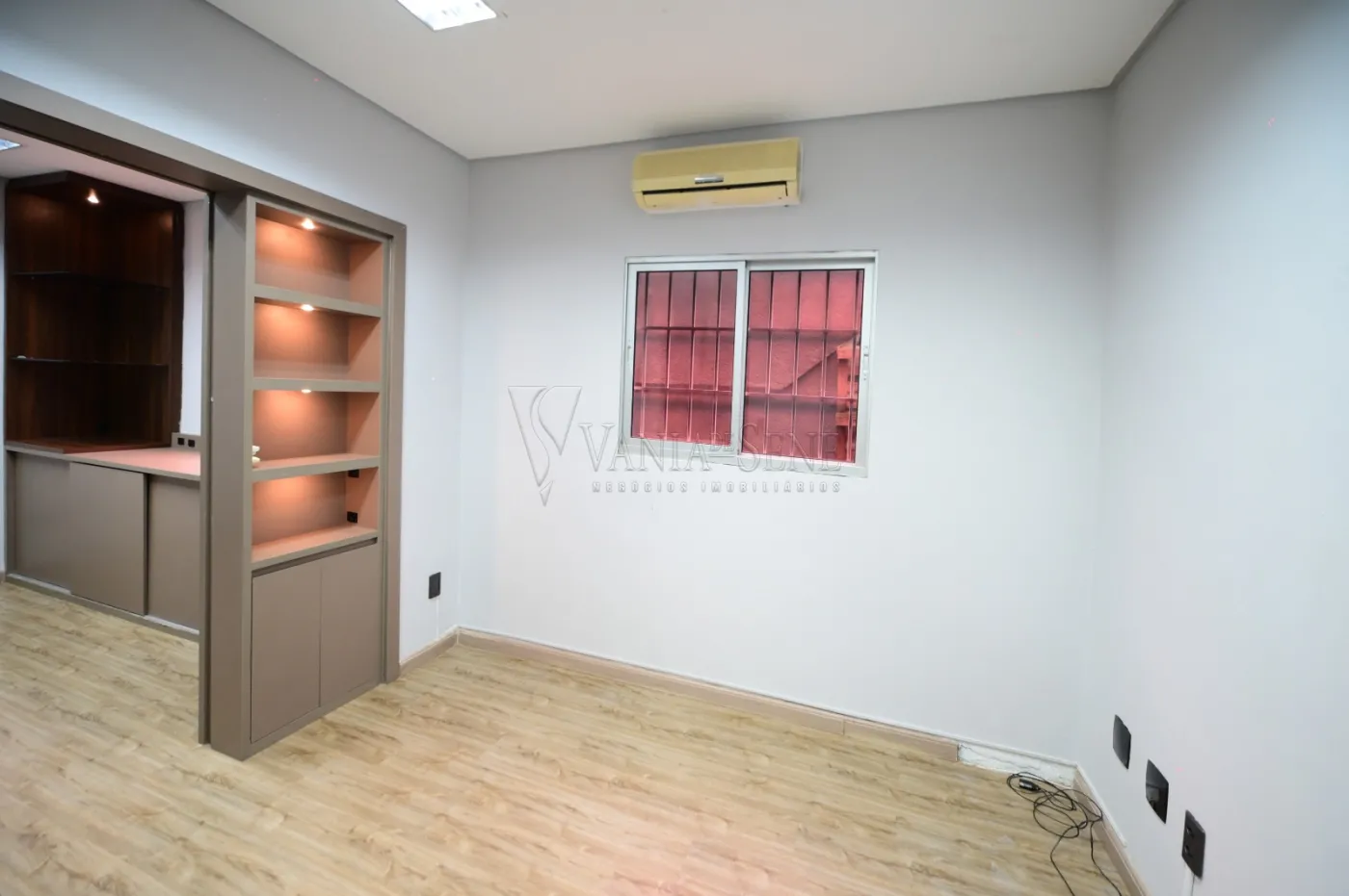 Comprar Comercial / Prédio em São José dos Campos R$ 1.380.000,00 - Foto 15