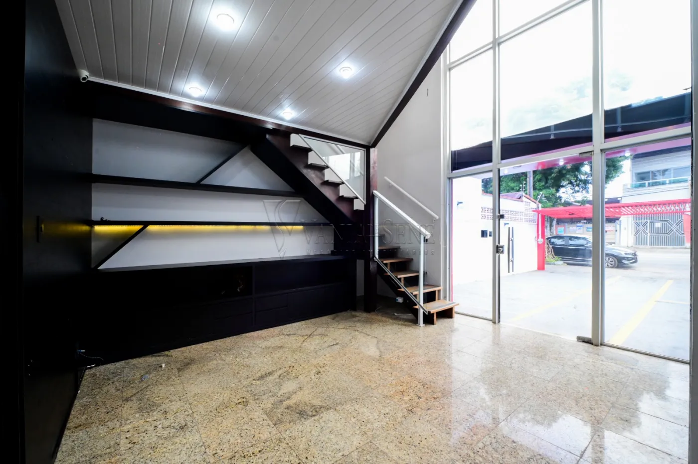 Comprar Comercial / Prédio em São José dos Campos R$ 1.380.000,00 - Foto 6