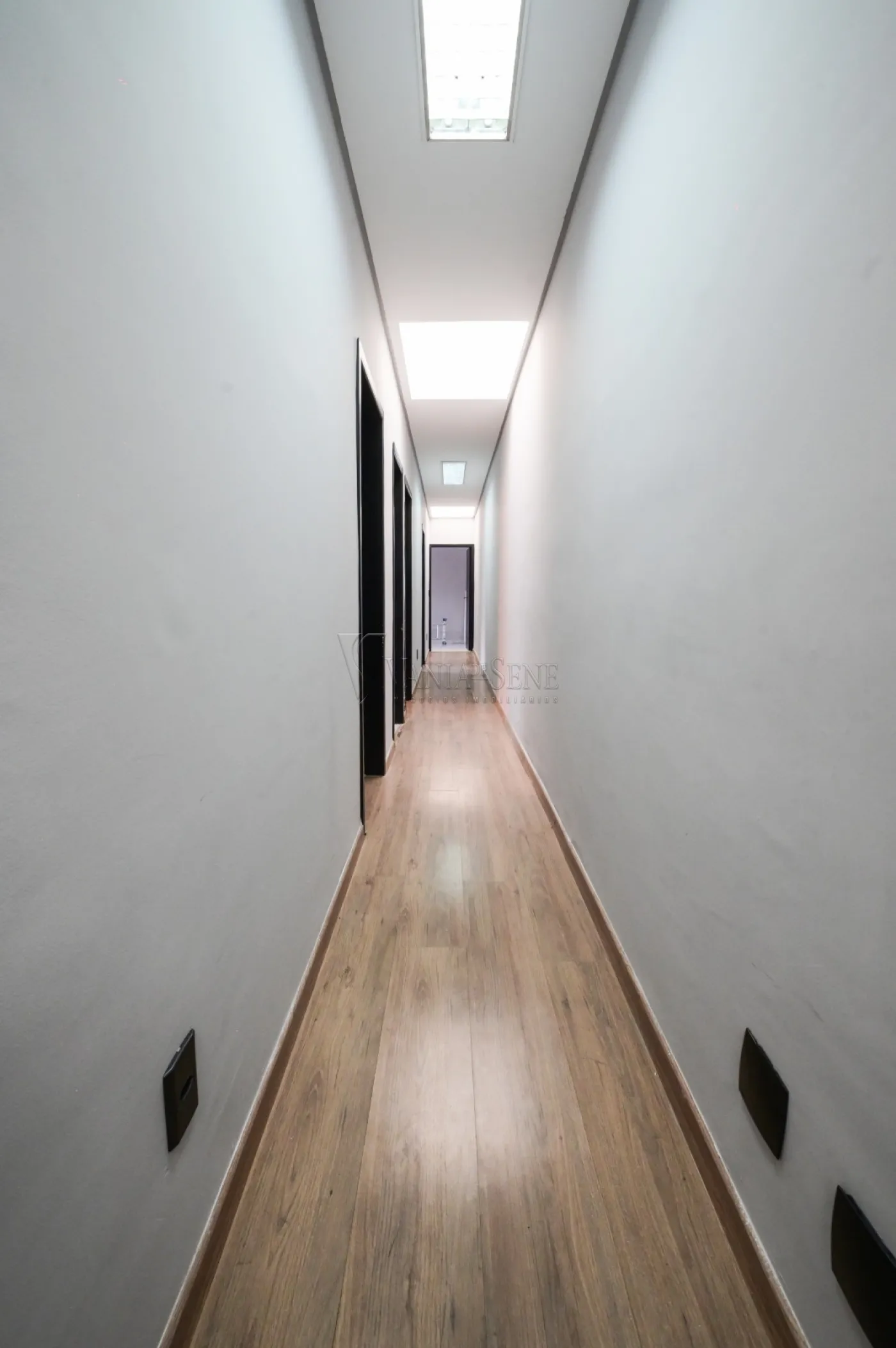 Comprar Comercial / Prédio em São José dos Campos R$ 1.380.000,00 - Foto 16