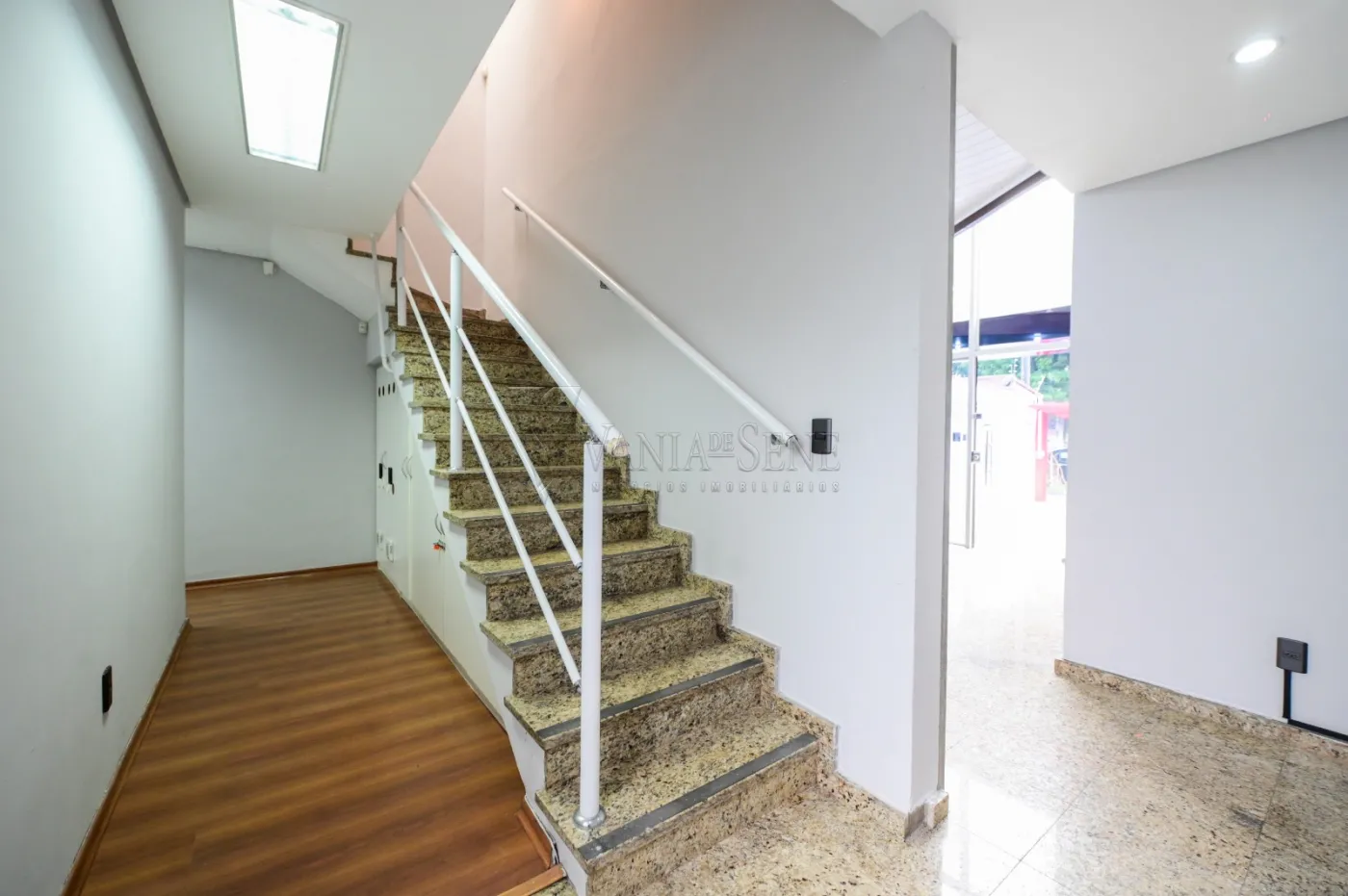 Comprar Comercial / Prédio em São José dos Campos R$ 1.380.000,00 - Foto 19