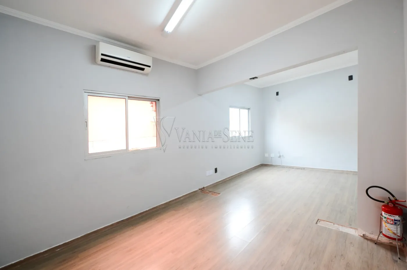 Comprar Comercial / Prédio em São José dos Campos R$ 1.380.000,00 - Foto 24
