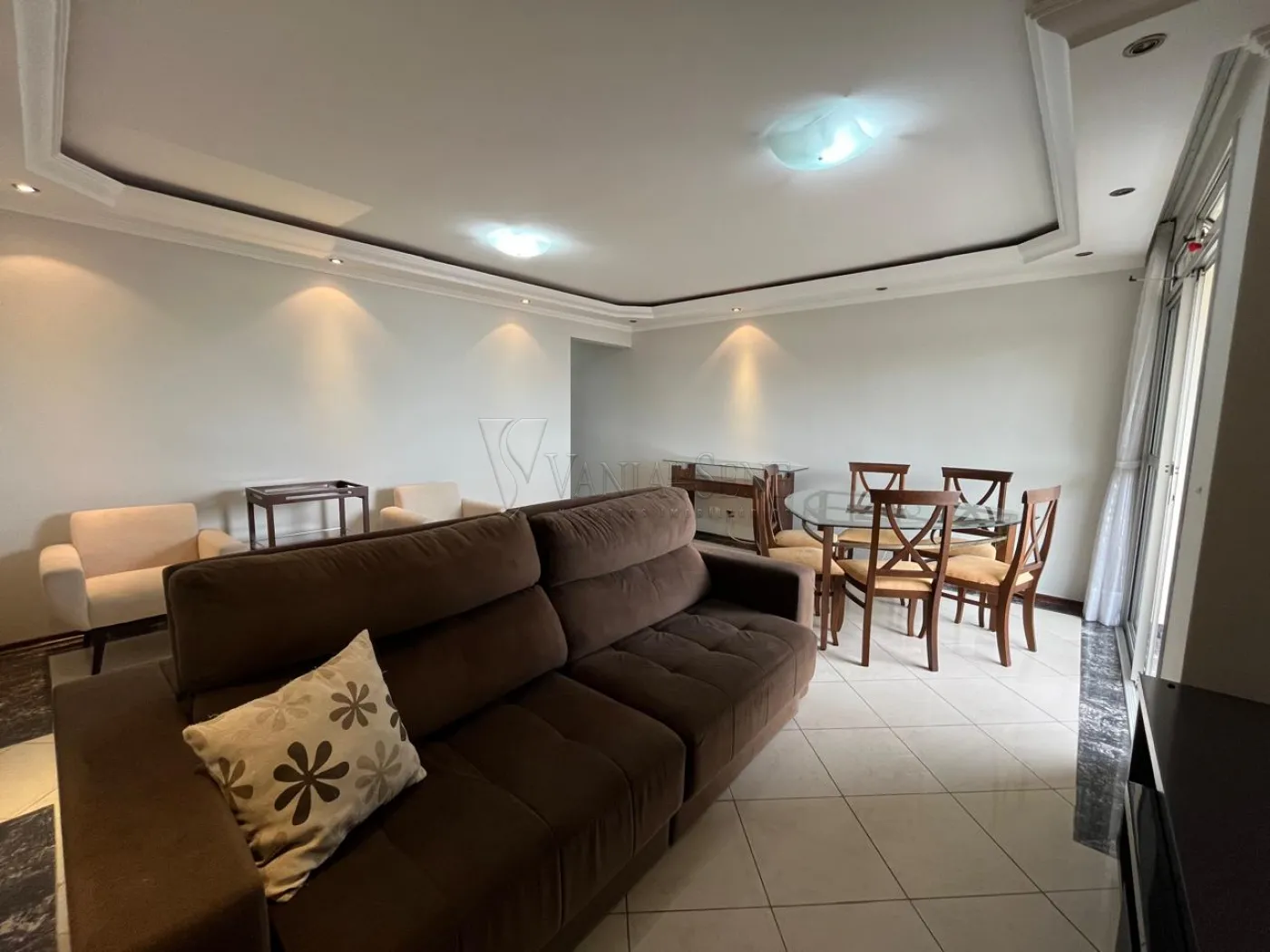 Alugar Apartamento / Padrão em São José dos Campos R$ 3.500,00 - Foto 1