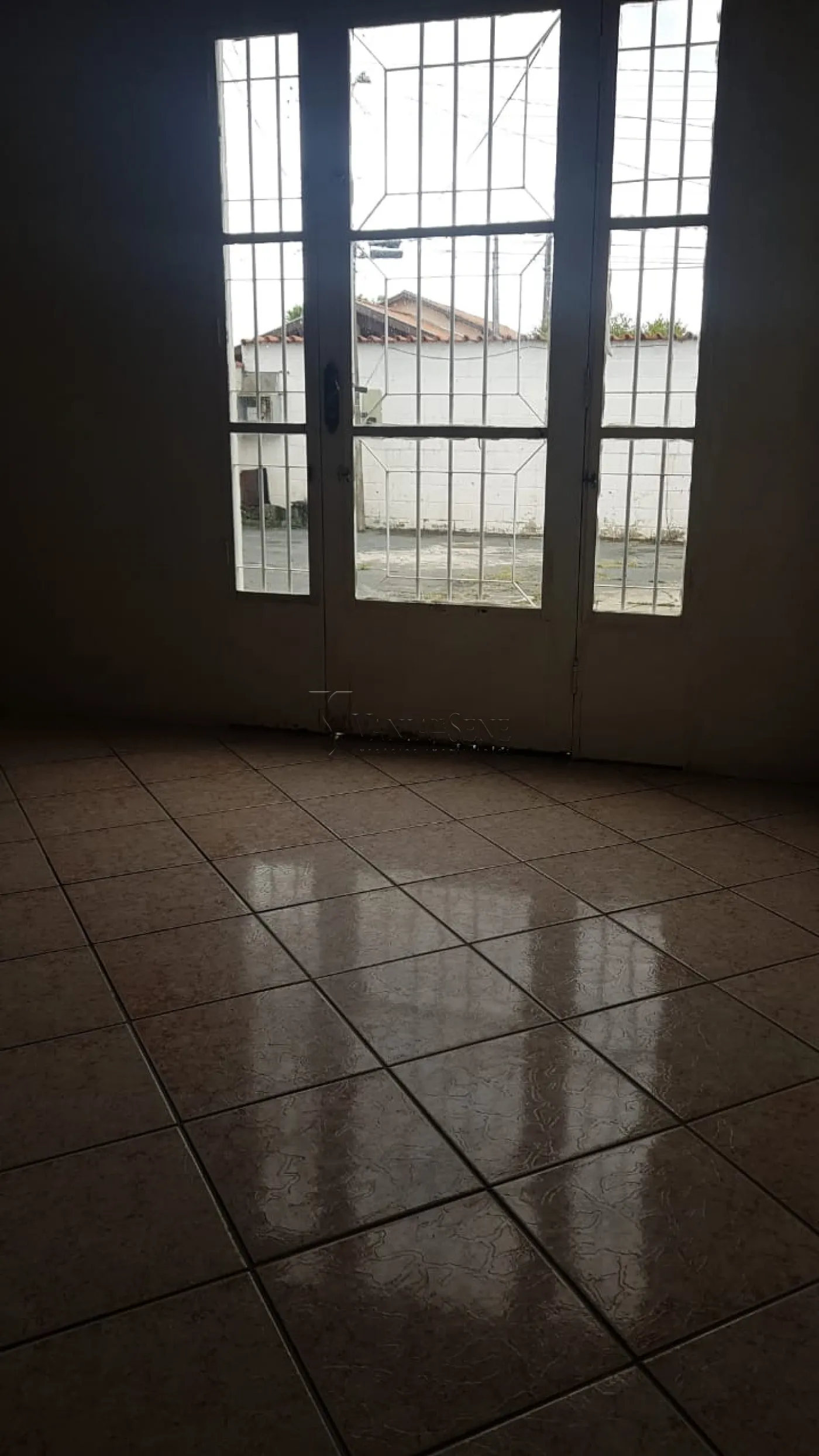 Comprar Casa / Padrão em São José dos Campos R$ 650.000,00 - Foto 6