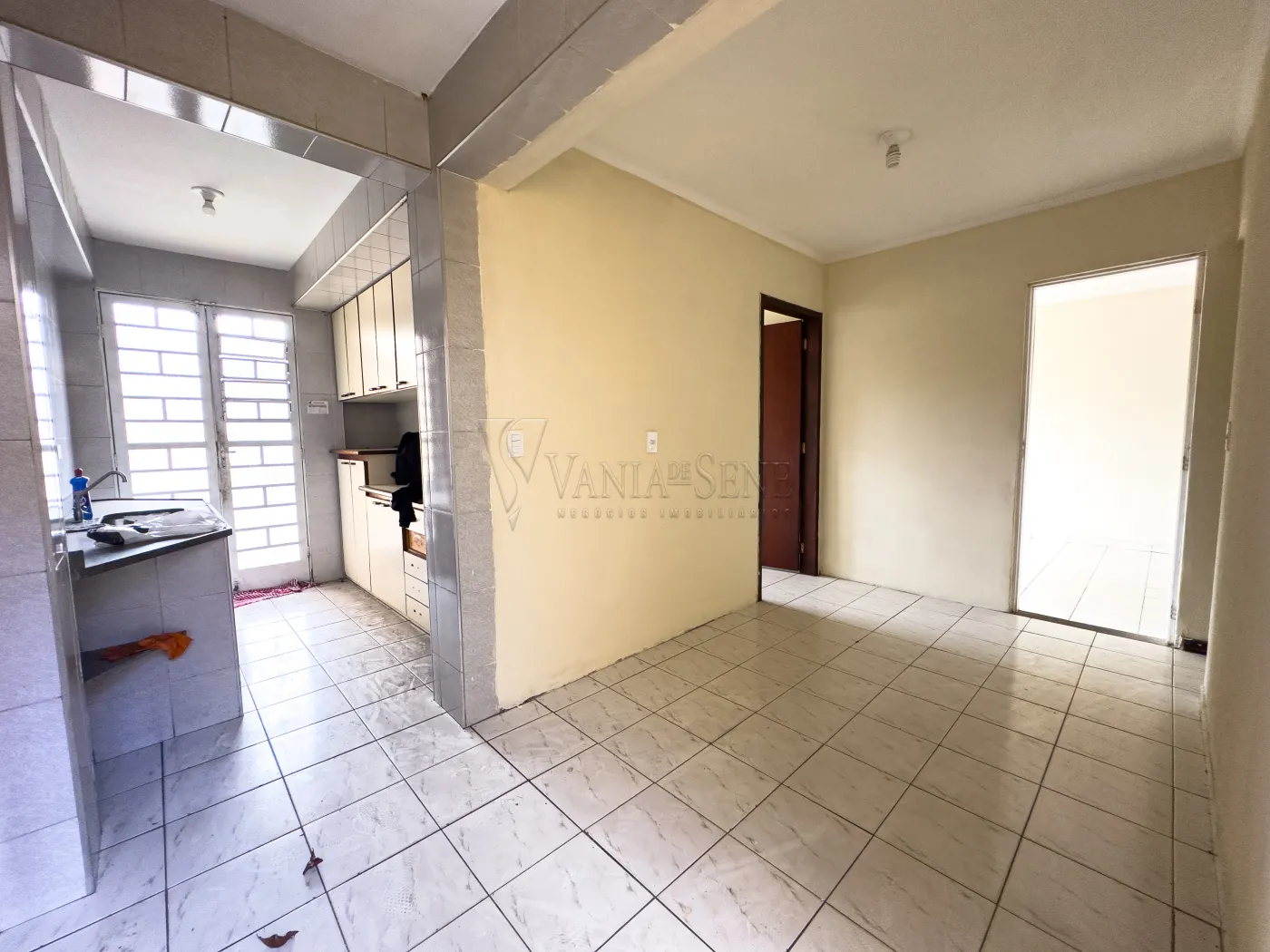 Comprar Casa / Padrão em São José dos Campos R$ 480.000,00 - Foto 6
