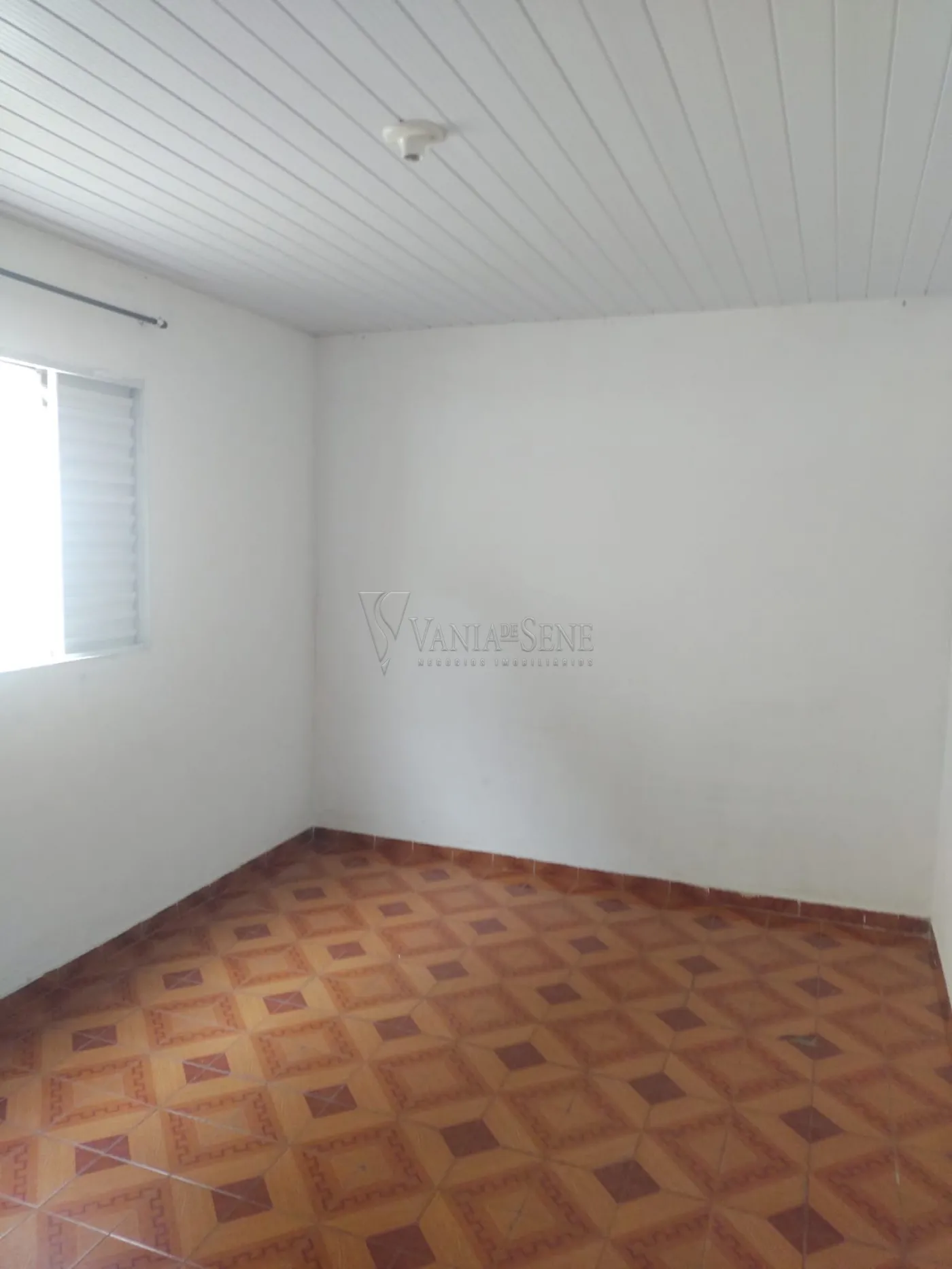Alugar Casa / Padrão em São José dos Campos R$ 2.000,00 - Foto 10