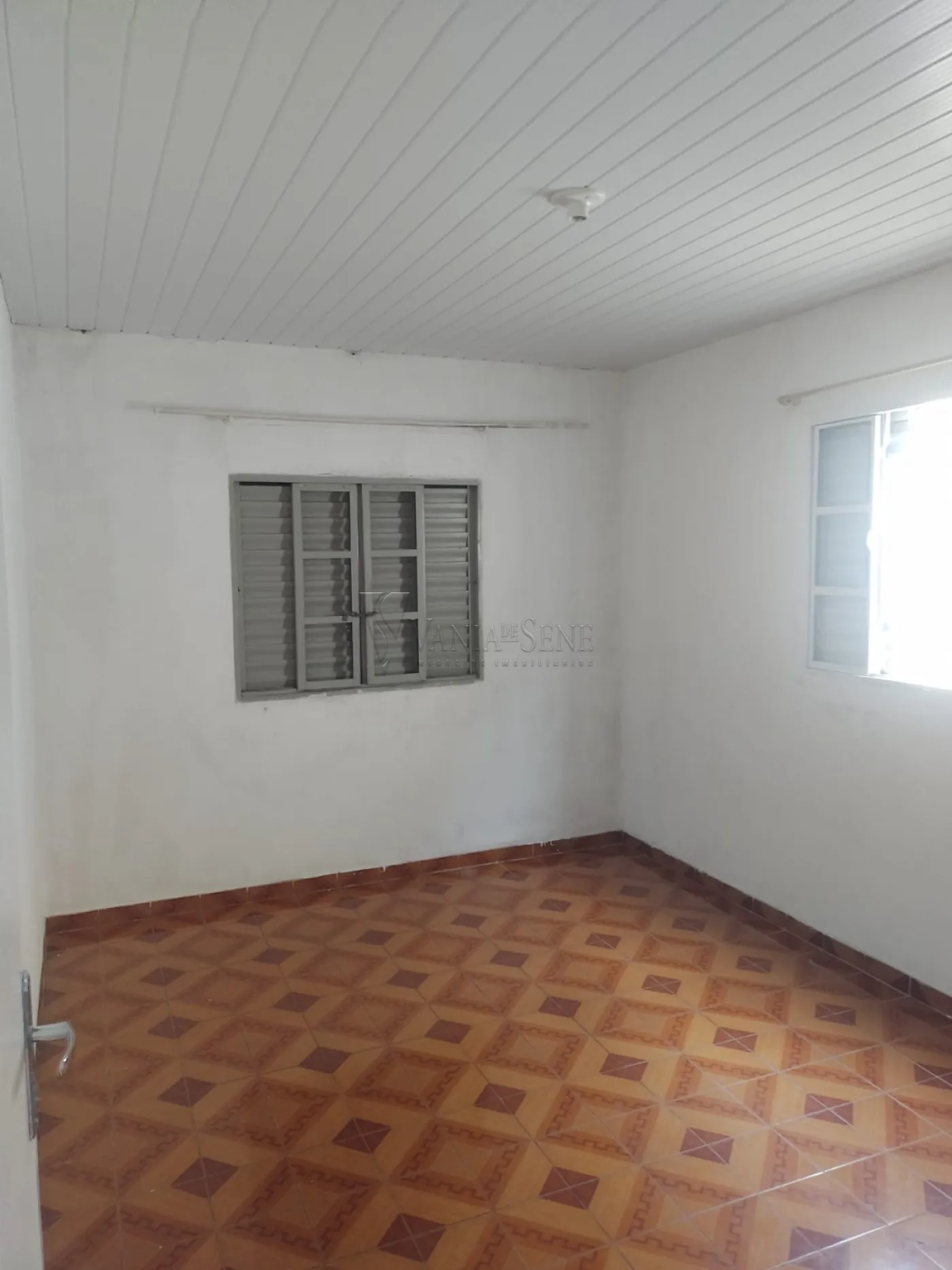 Alugar Casa / Padrão em São José dos Campos R$ 2.000,00 - Foto 11