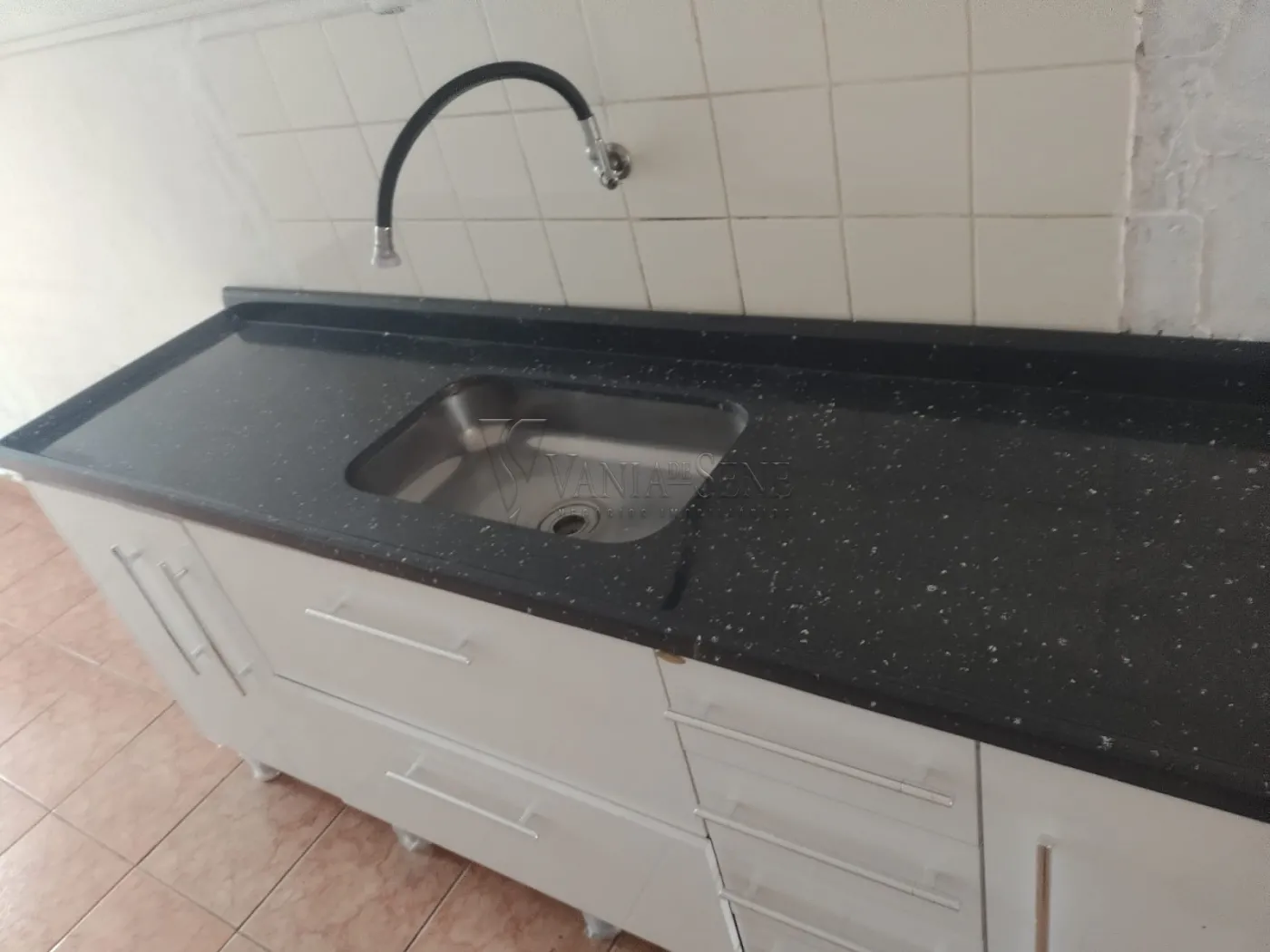 Alugar Casa / Padrão em São José dos Campos R$ 2.000,00 - Foto 9