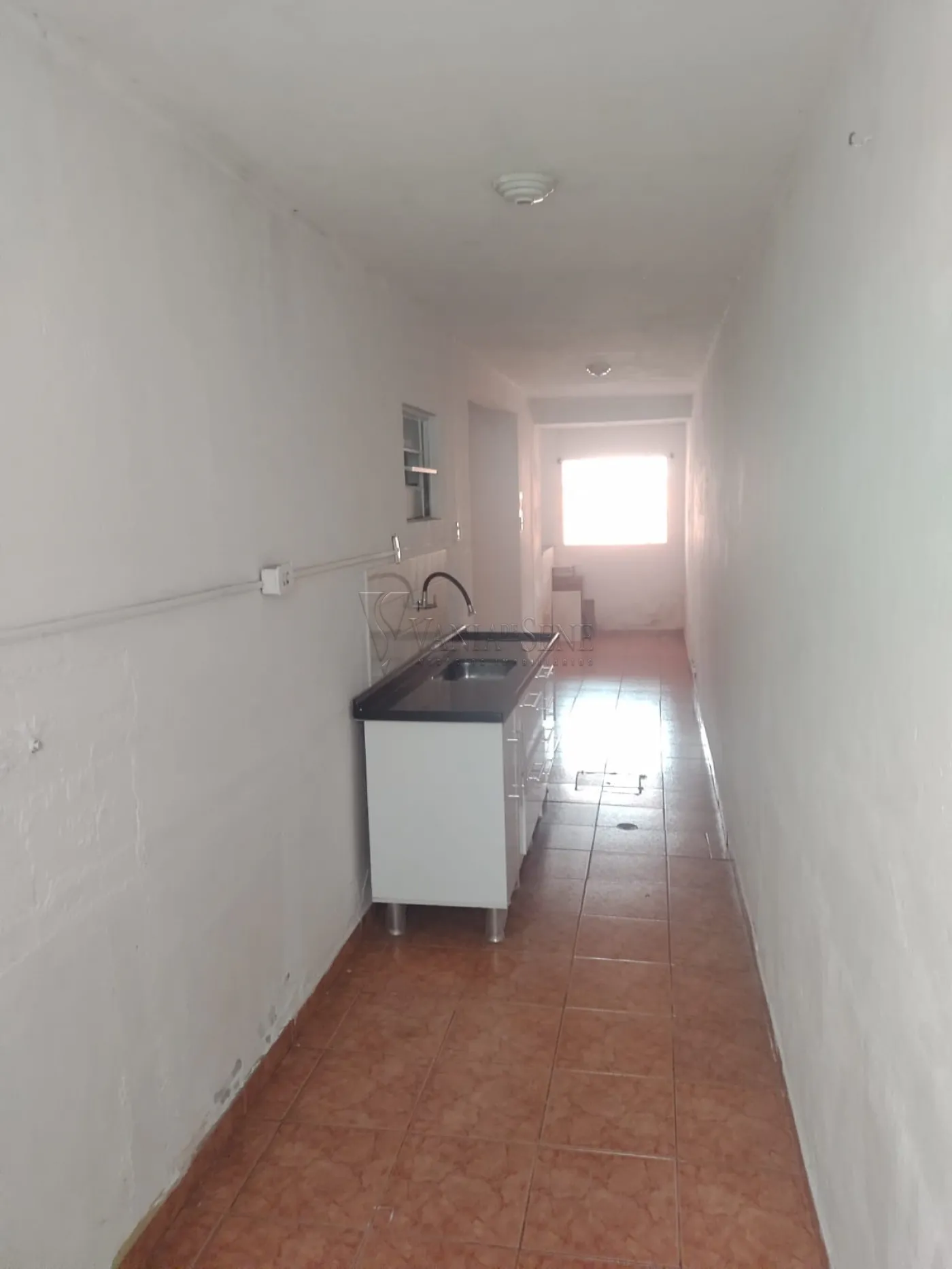 Alugar Casa / Padrão em São José dos Campos R$ 2.000,00 - Foto 8
