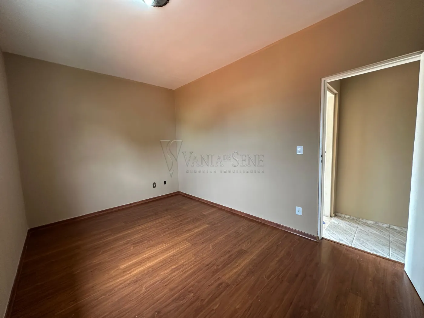 Alugar Casa / Padrão em São José dos Campos R$ 3.800,00 - Foto 9