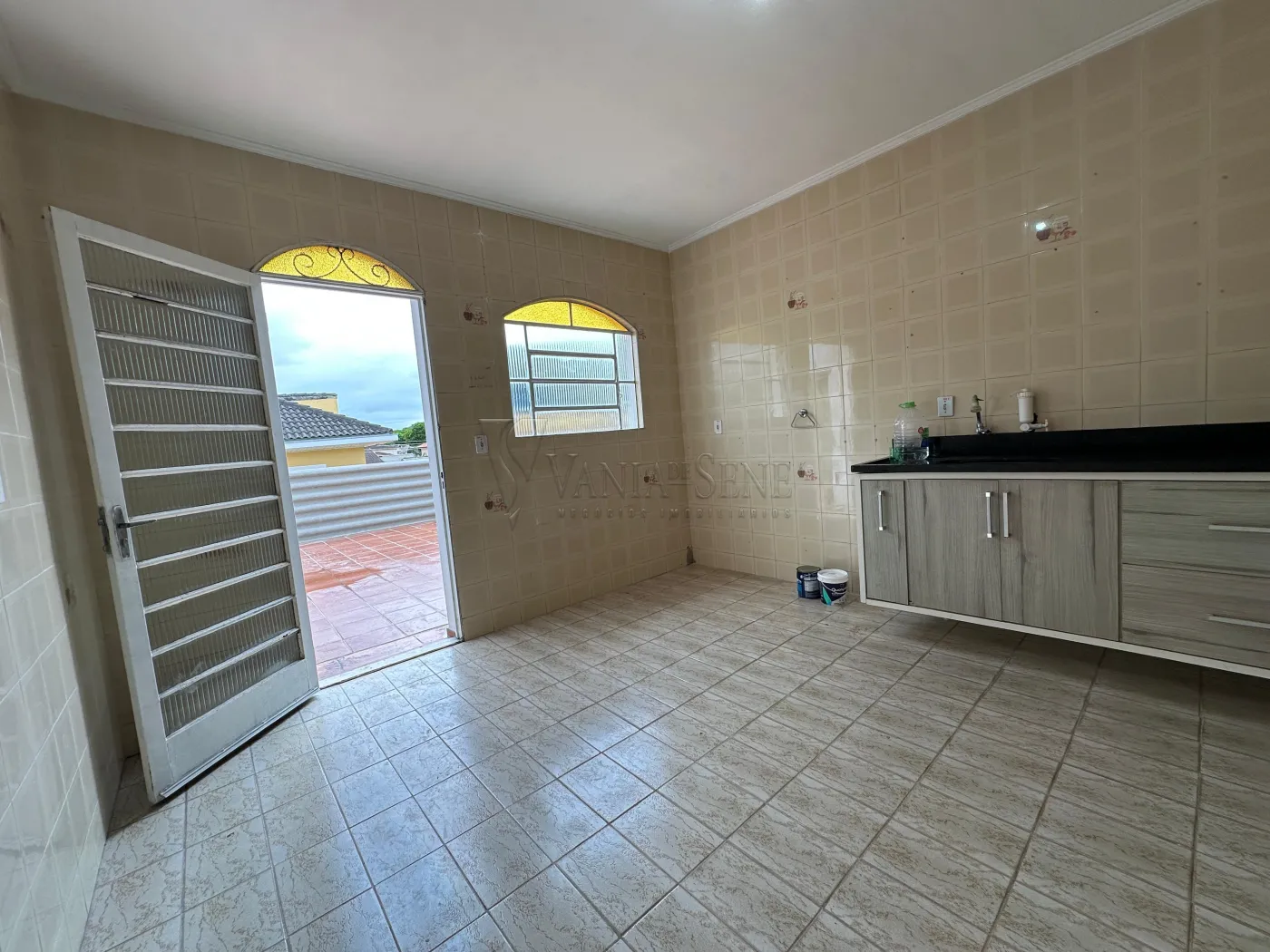 Alugar Casa / Padrão em São José dos Campos R$ 3.800,00 - Foto 5