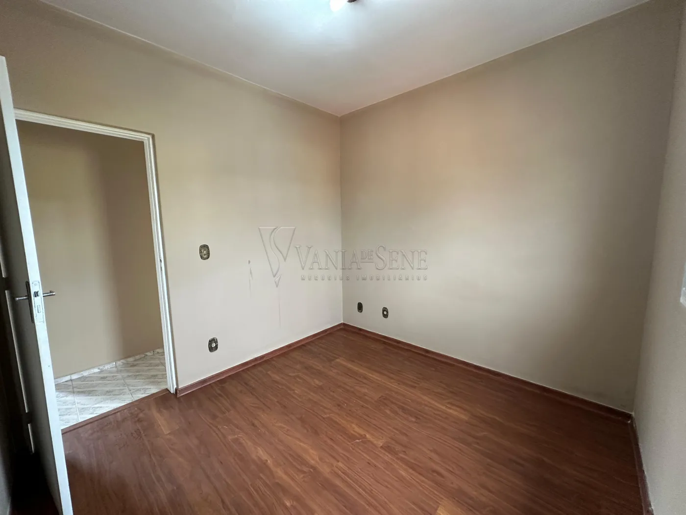 Alugar Casa / Padrão em São José dos Campos R$ 3.800,00 - Foto 12