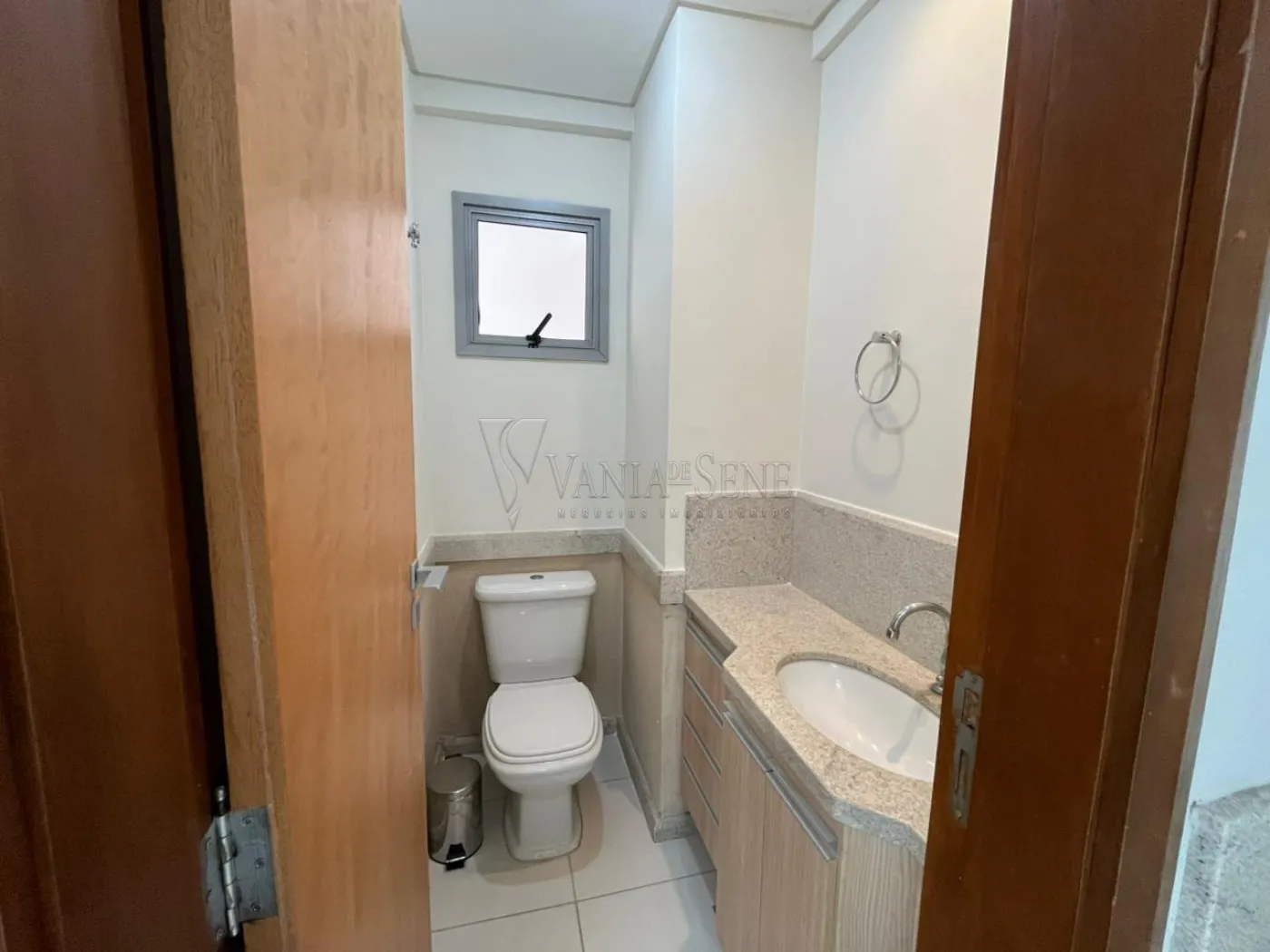Alugar Comercial / Salão em Condomínio em São José dos Campos R$ 2.800,00 - Foto 4