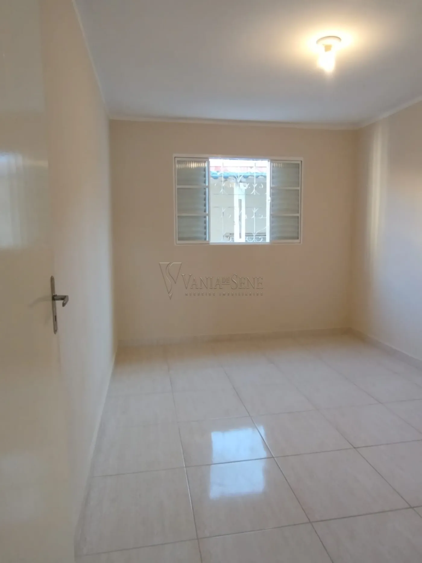 Alugar Casa / Padrão em São José dos Campos R$ 3.270,00 - Foto 17