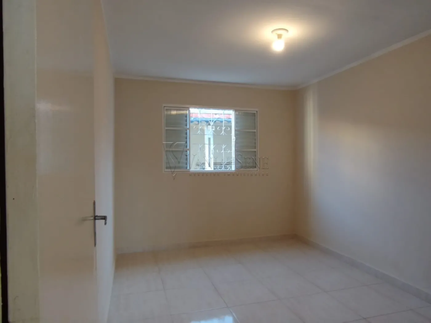 Alugar Casa / Padrão em São José dos Campos R$ 3.270,00 - Foto 18