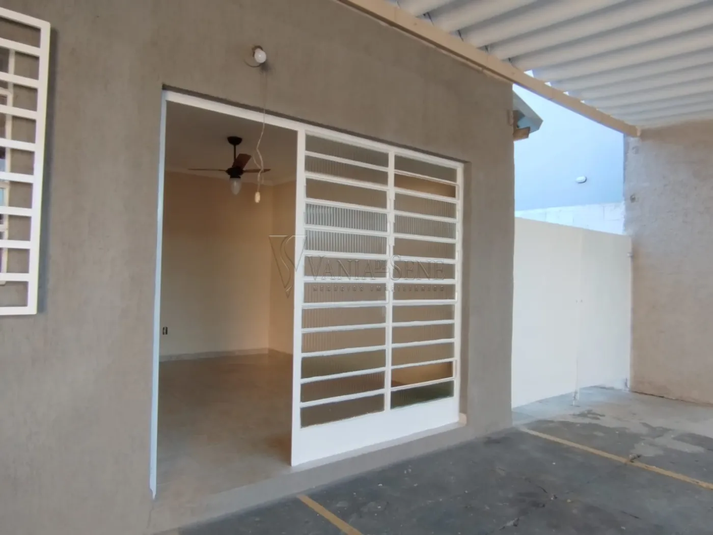 Alugar Casa / Padrão em São José dos Campos R$ 3.270,00 - Foto 13