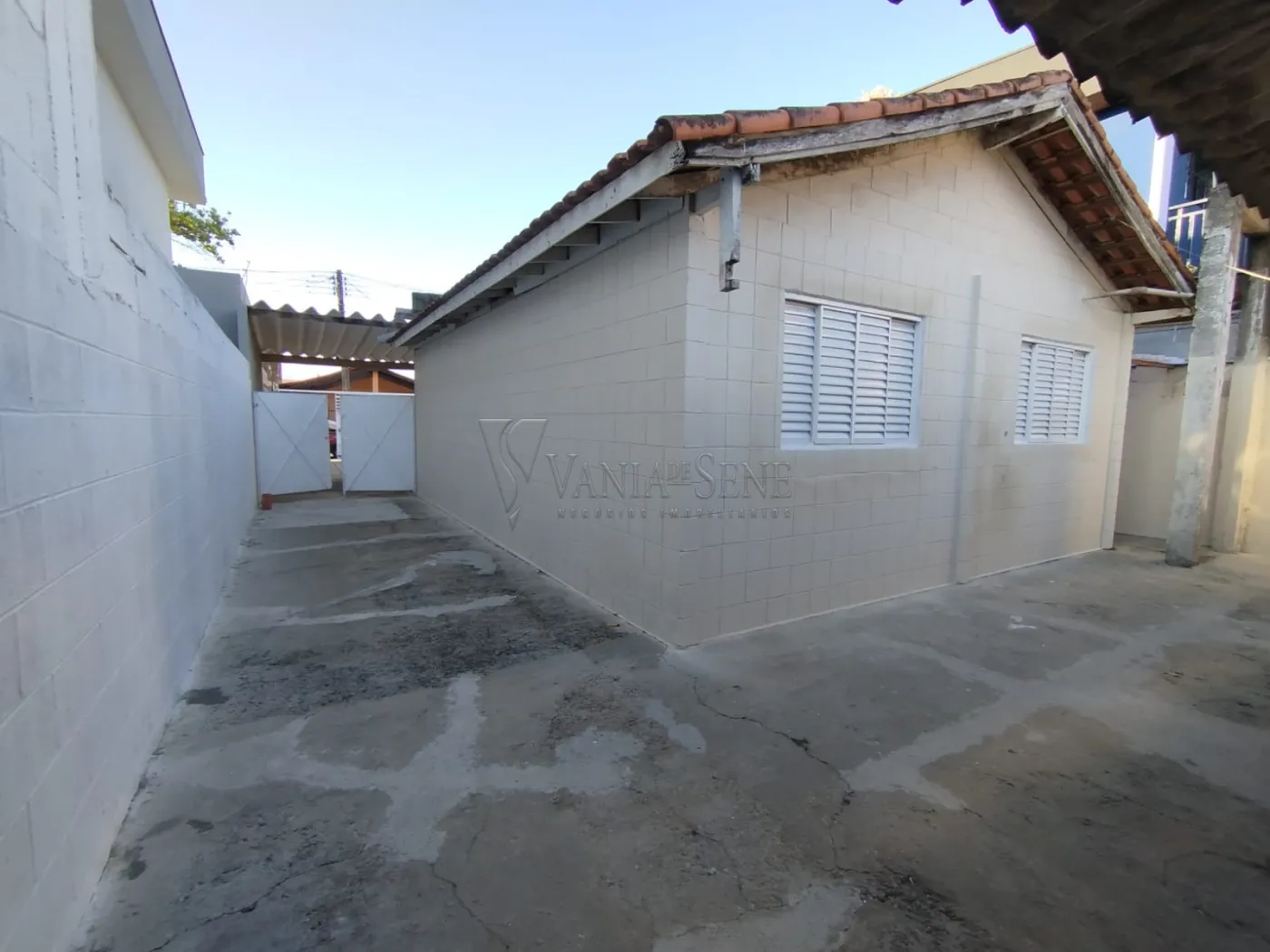 Alugar Casa / Padrão em São José dos Campos R$ 3.270,00 - Foto 27
