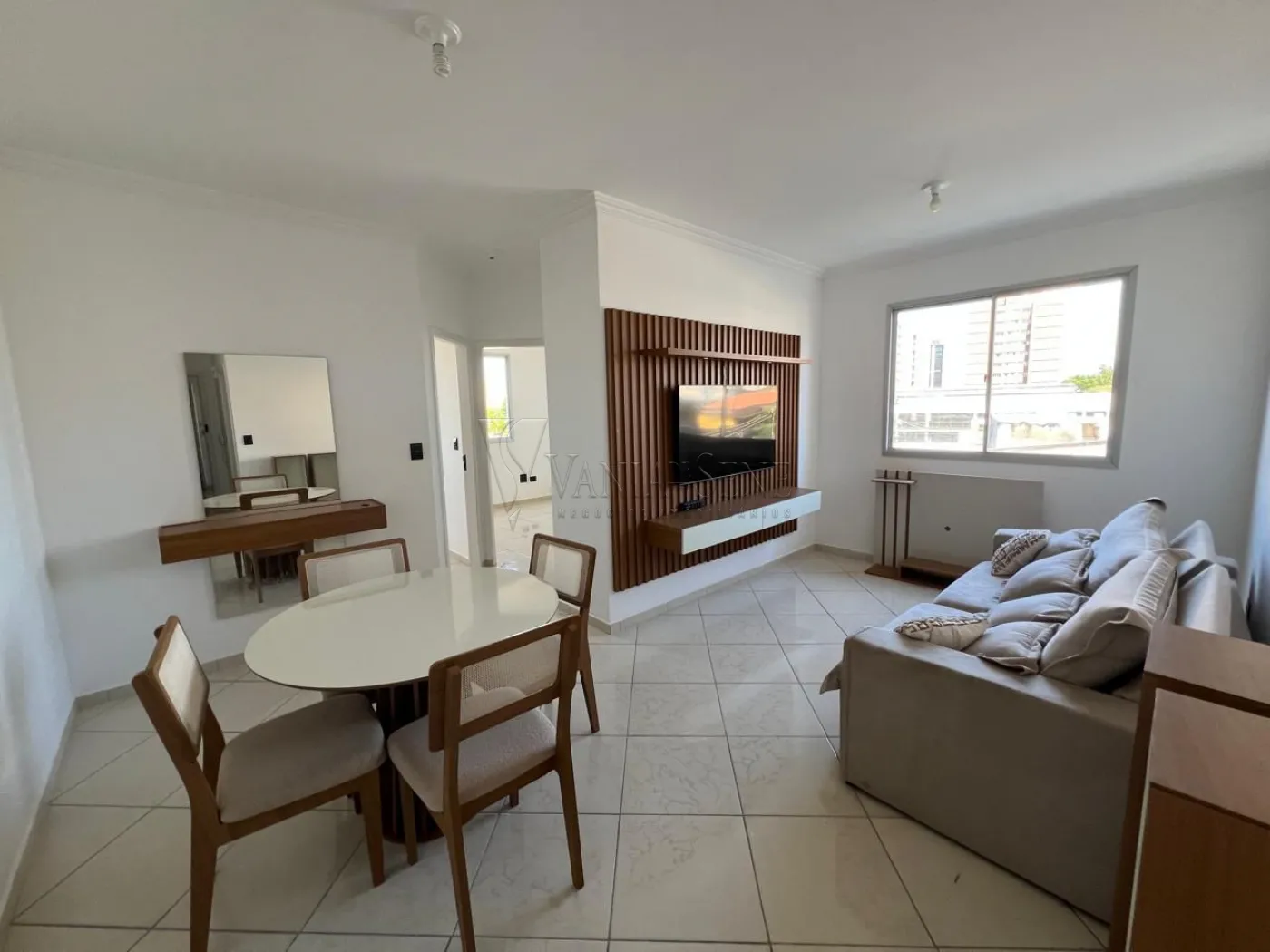 Alugar Apartamento / Padrão em São José dos Campos R$ 2.200,00 - Foto 3