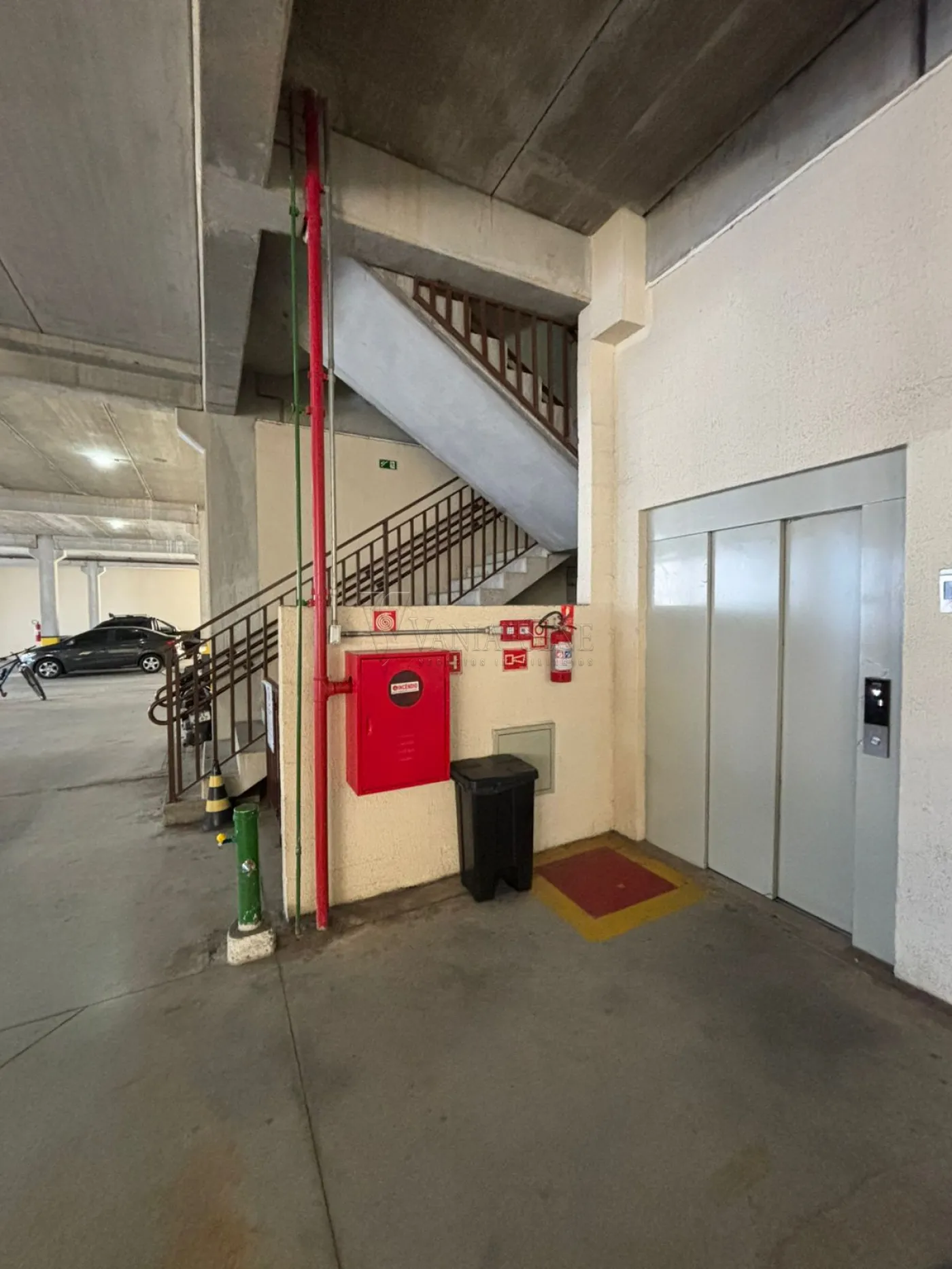 Comprar Apartamento / Padrão em São José dos Campos R$ 330.000,00 - Foto 11