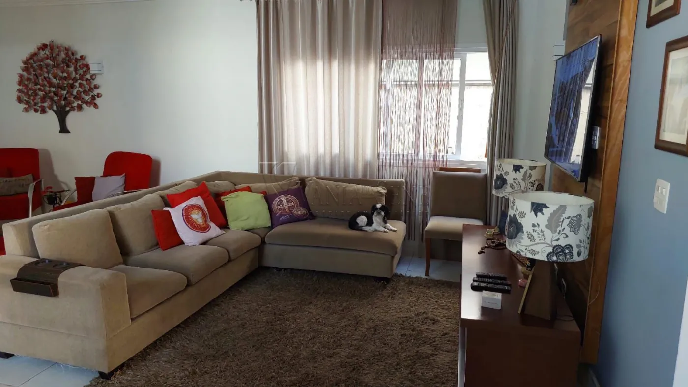 Comprar Casa / Padrão em São José dos Campos R$ 1.600.000,00 - Foto 2