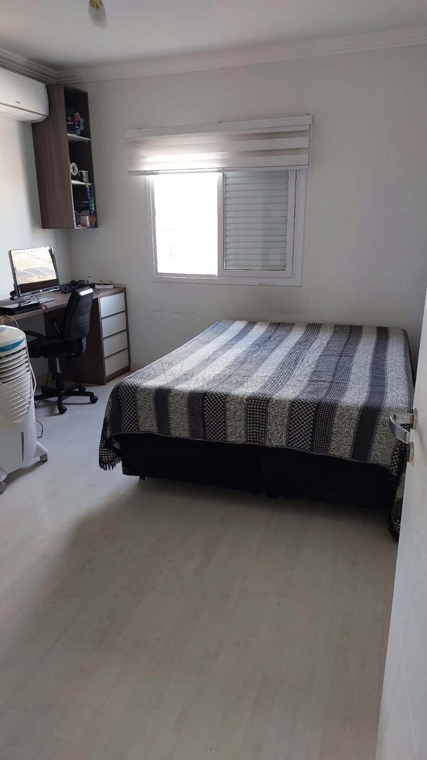 Comprar Casa / Padrão em São José dos Campos R$ 1.600.000,00 - Foto 5