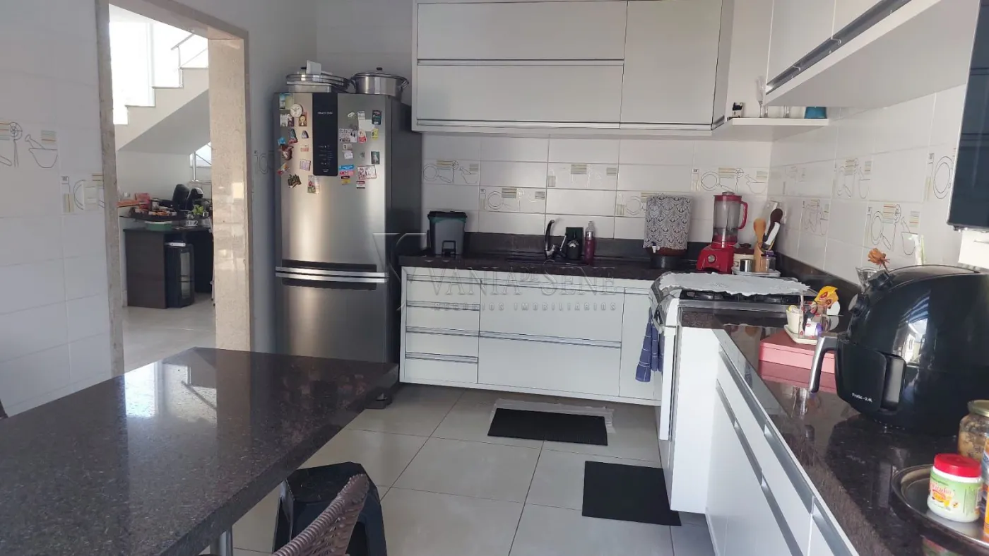Comprar Casa / Padrão em São José dos Campos R$ 1.600.000,00 - Foto 16