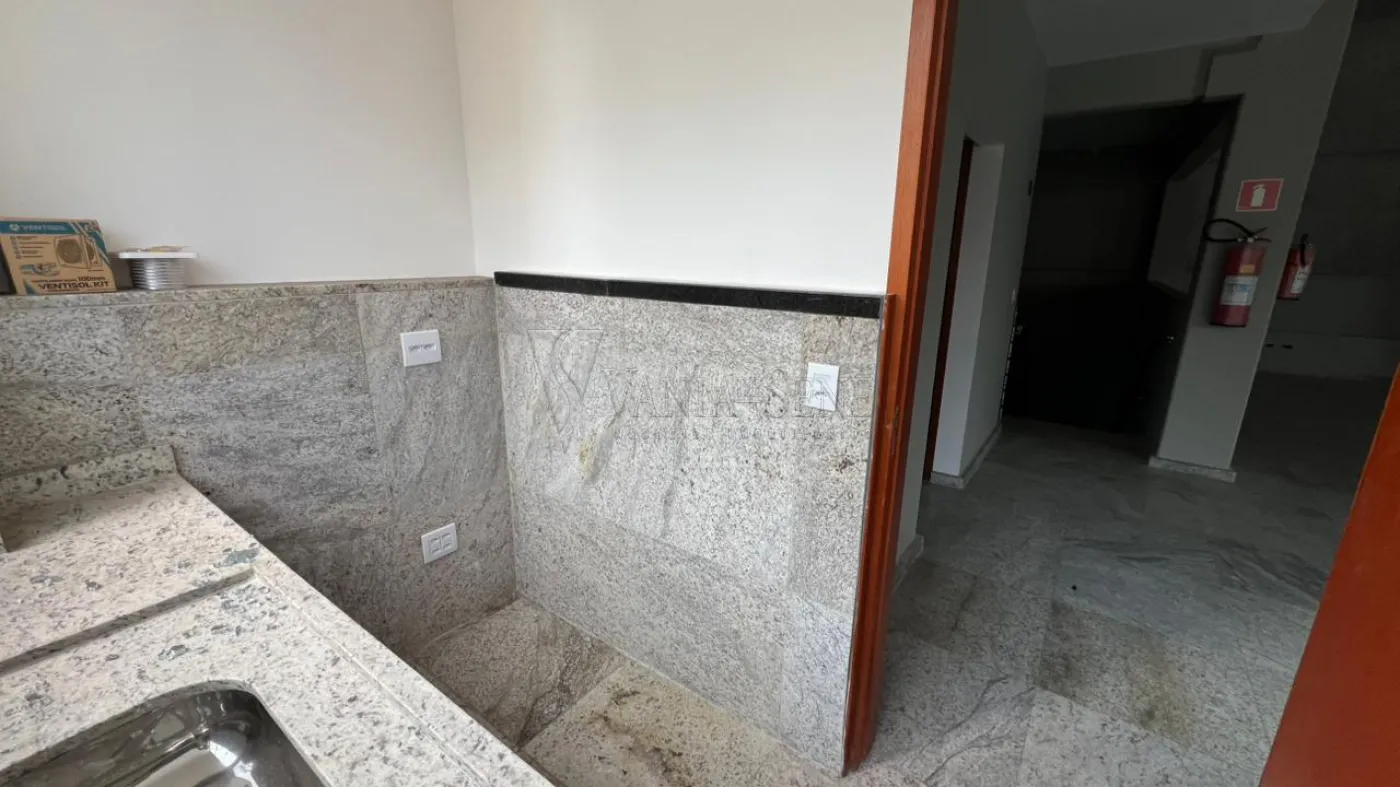 Alugar Comercial / Prédio em São José dos Campos R$ 22.000,00 - Foto 14