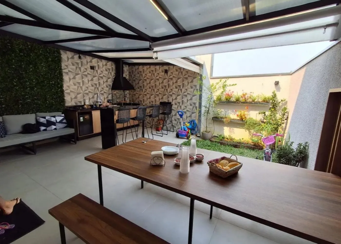 Comprar Casa / Padrão em São José dos Campos R$ 990.000,00 - Foto 17