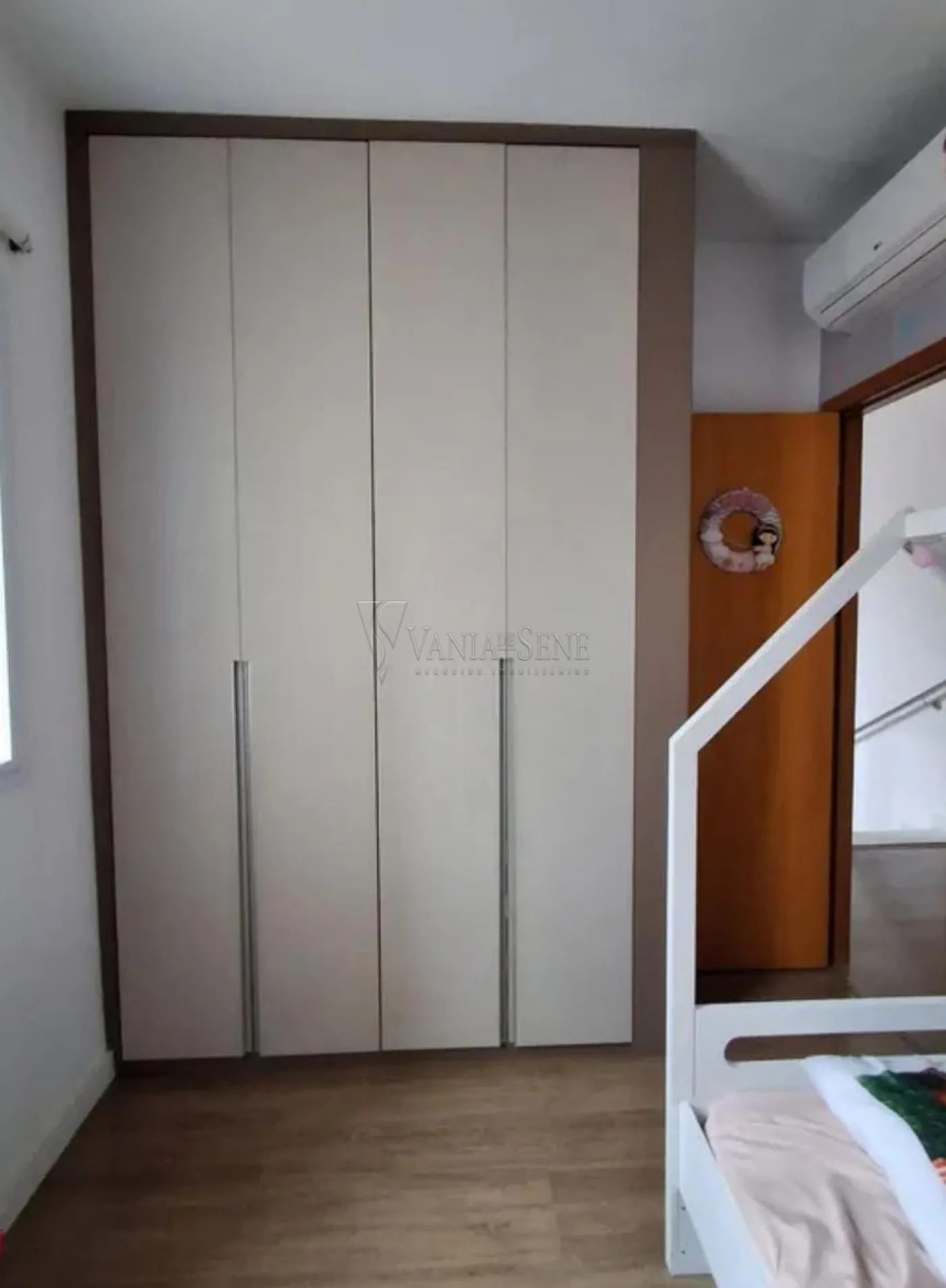 Comprar Casa / Padrão em São José dos Campos R$ 990.000,00 - Foto 10