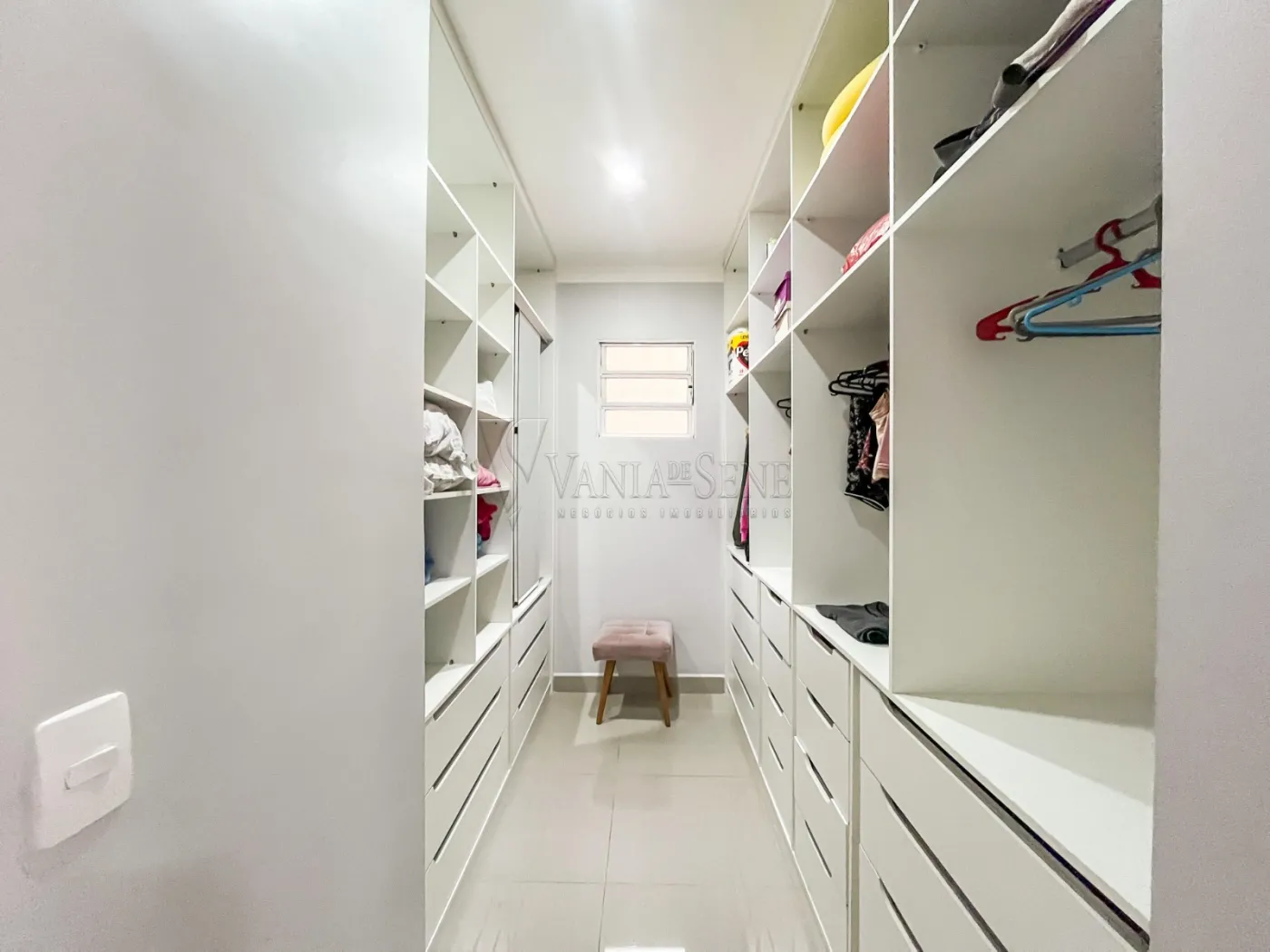 Alugar Casa / Padrão em São José dos Campos R$ 3.600,00 - Foto 6