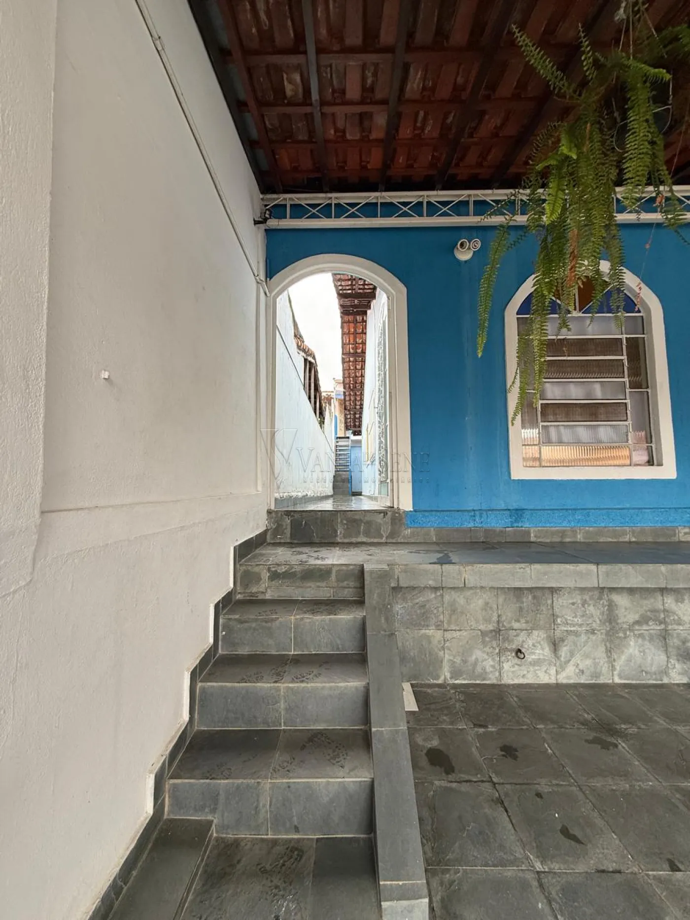 Alugar Casa / Edícula em São José dos Campos R$ 1.630,00 - Foto 1