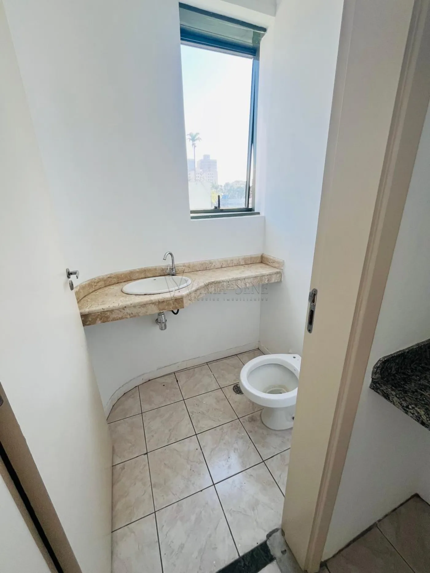 Alugar Comercial / Sala em São José dos Campos R$ 2.000,00 - Foto 9