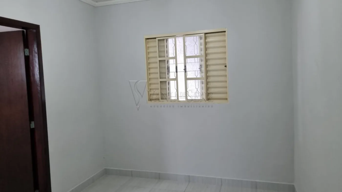 Comprar Casa / Padrão em São José dos Campos R$ 370.000,00 - Foto 8
