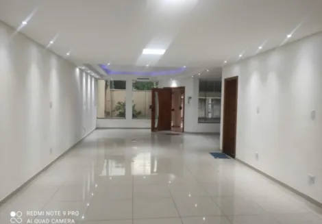 imagem 1 - Sobrado à Venda: Seu Novo Lar com Conforto e Estilo imagem 1 - Sobrado à Venda: Seu Novo Lar com Conforto e Estilo