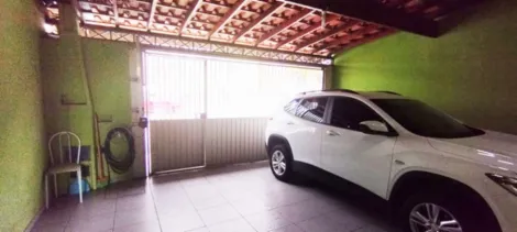 imagem 2 - Seu Novo Lar Está Aqui: Casa à Venda com Charme e Conforto imagem 2 - Seu Novo Lar Está Aqui: Casa à Venda com Charme e Conforto