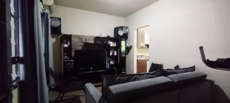 imagem 5 - Seu Novo Lar Está Aqui: Casa à Venda com Charme e Conforto imagem 5 - Seu Novo Lar Está Aqui: Casa à Venda com Charme e Conforto