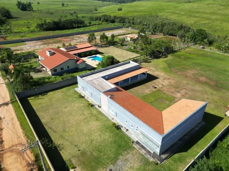 imagem 1 - Linda Chácara à Venda em Marambaia - Caçapava/SP imagem 1 - Linda Chácara à Venda em Marambaia - Caçapava/SP