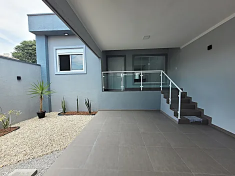 imagem 3 - Casa à Venda em Jacareí - 187m² de Terreno e 131m² de Construção imagem 3 - Casa à Venda em Jacareí - 187m² de Terreno e 131m² de Construção