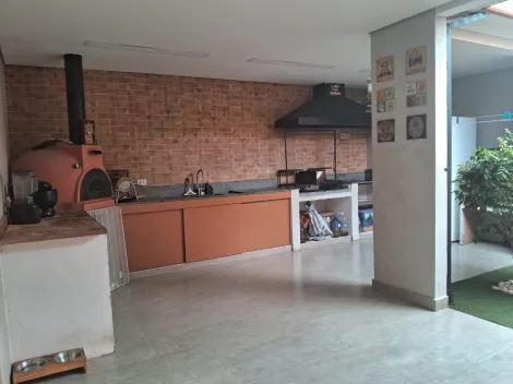 imagem 4 - Casa em Condomínio à Venda em Eugênio de Mello imagem 4 - Casa em Condomínio à Venda em Eugênio de Mello