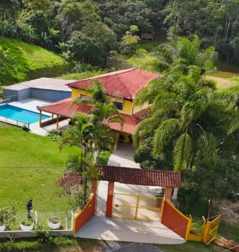 imagem 2 - Chácara à Venda em Monteiro Lobato/SP - R$ 950.000,00 imagem 2 - Chácara à Venda em Monteiro Lobato/SP - R$ 950.000,00