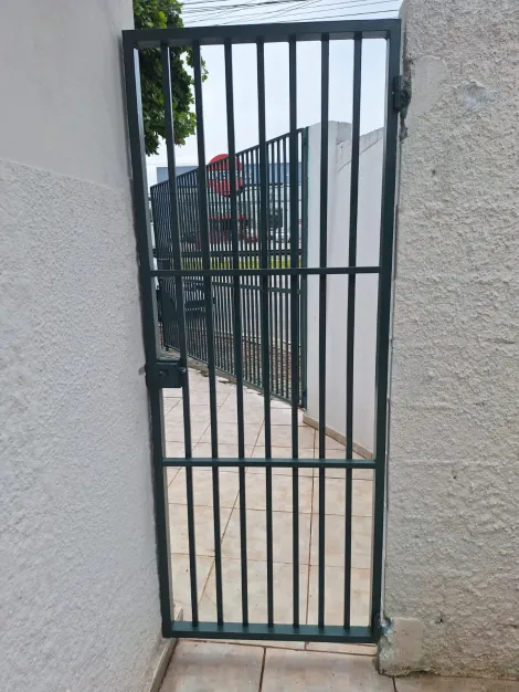 imagem 3 - Venda de Casa - Padrão no Jardim Azaléias, São José dos Campos/SP. imagem 3 - Venda de Casa - Padrão no Jardim Azaléias, São José dos Campos/SP.